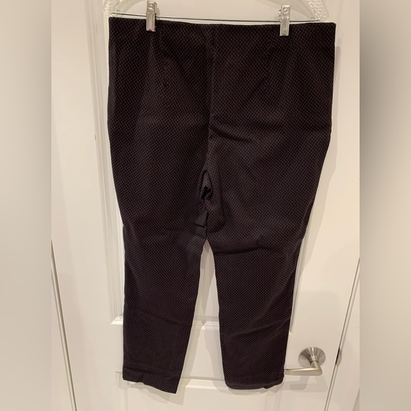 Tristan, size XL, above the ankle stretch pants - Picture 2 of 5